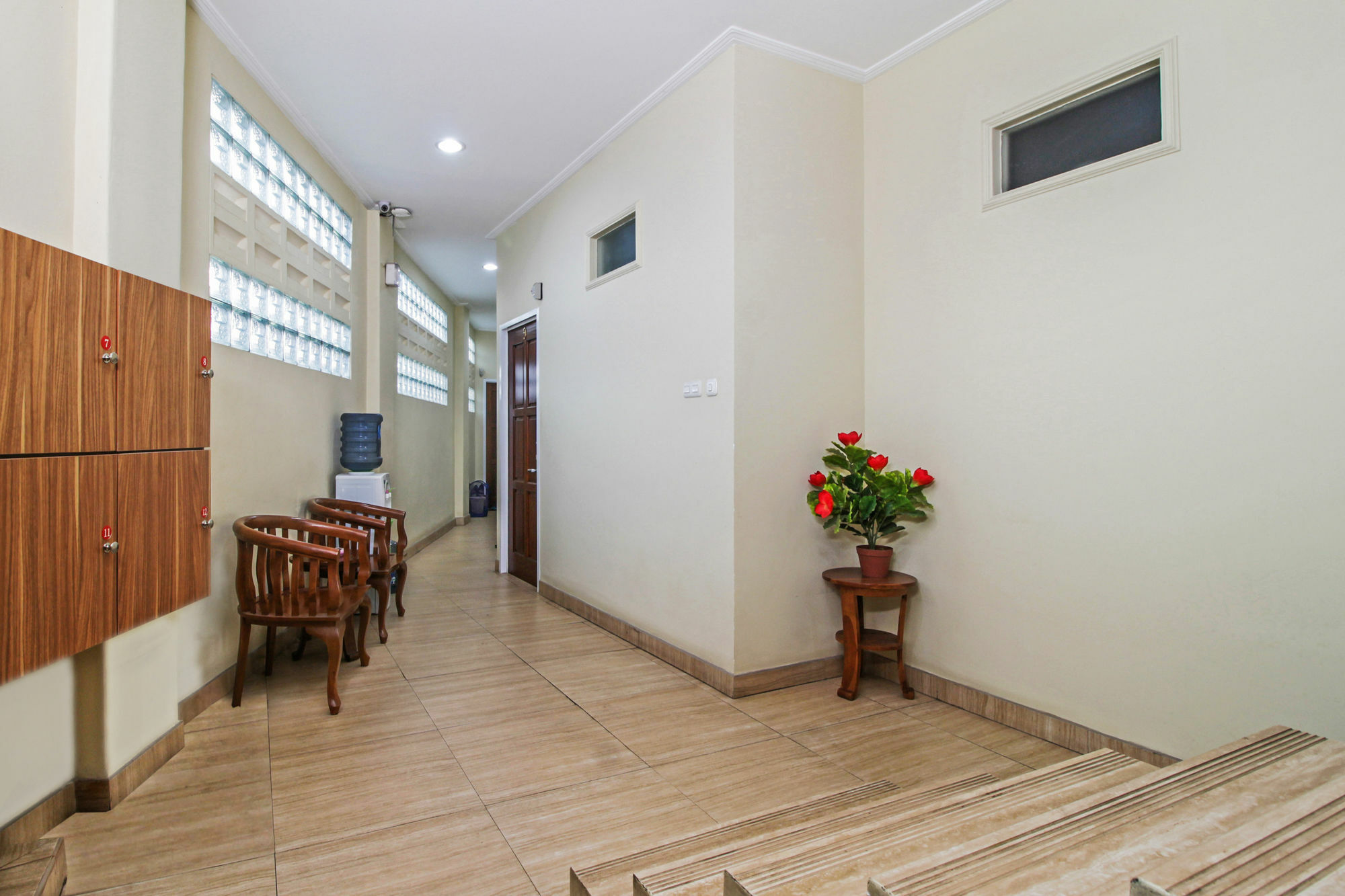 Reddoorz @ Kwitang Hotel Jakarta Bagian luar foto